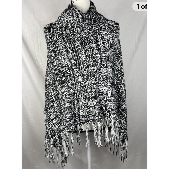 Time And Tru Turtleneck Poncho Womens One Size Black White Fringe Knit Sweater - Picture 6 of 7